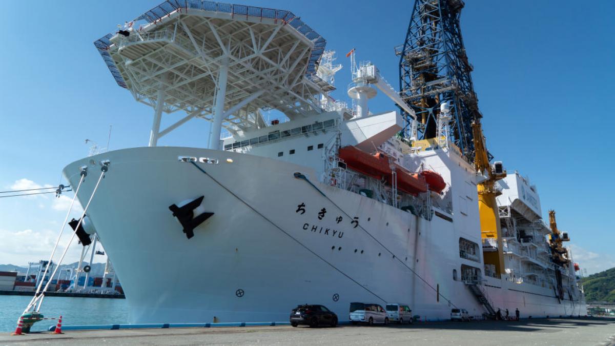 japonia va extrage in premiera mondiala metale rare de pe fundul oceanului