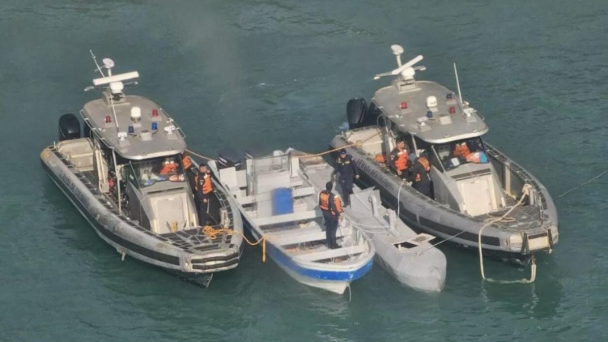 un submarin ghidat prin starlink de traficantii de cocaina a fost capturat in columbia drogul expediat pe sub apa pana in australia