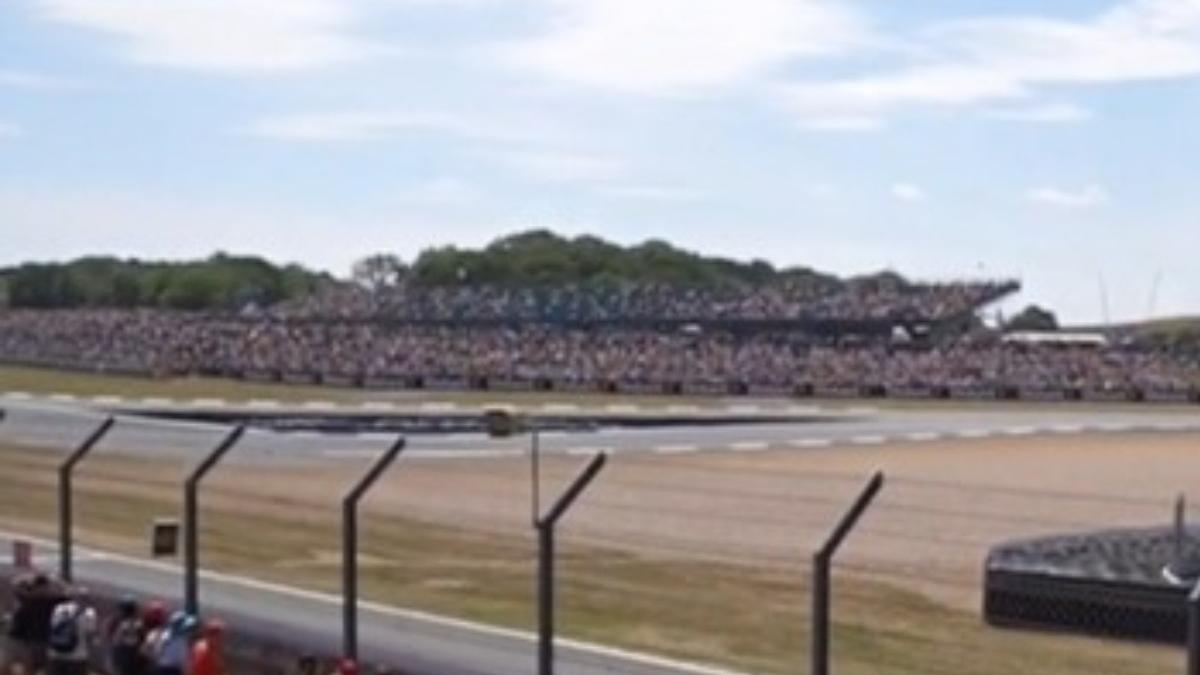 f1 primele imagini de la antrenamentele pentru marele premiu al marii britanii