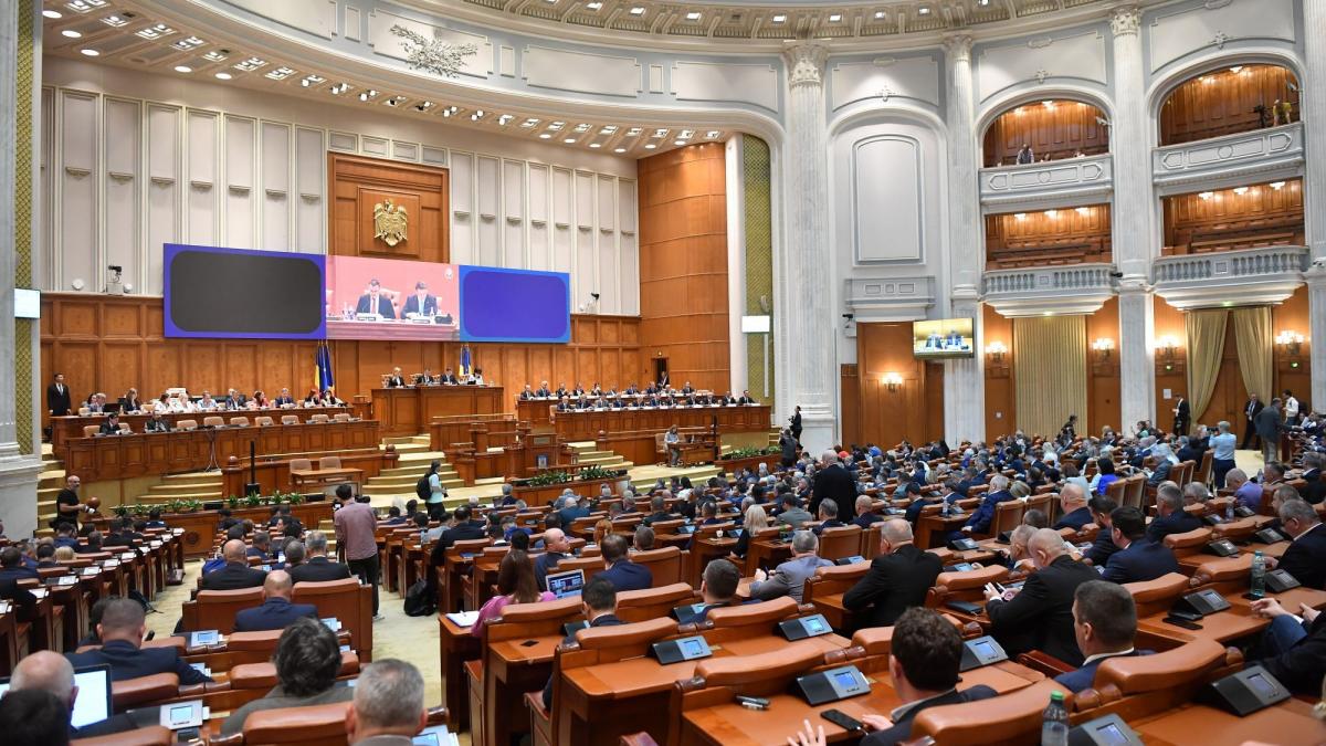 parlamentari spectatori 100 dintre ei n au luat cuvantul niciodata de cand au depus juramantul