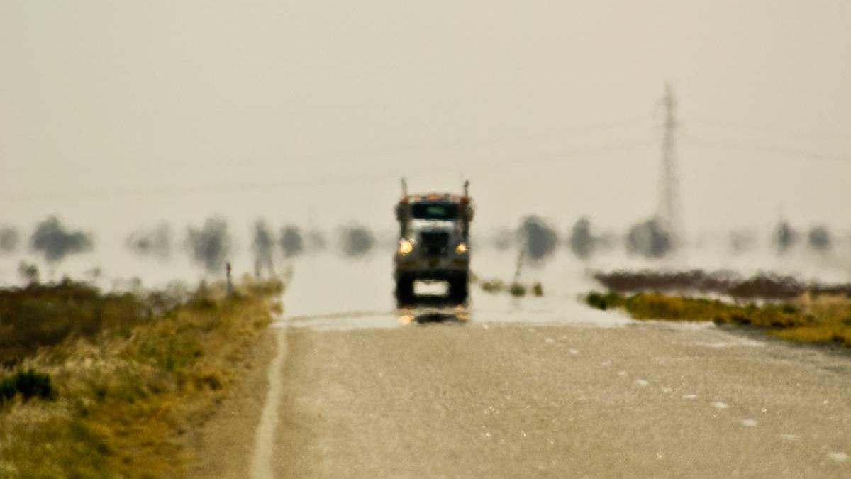 cod rosu de canicula restrictii de circulatie pentru camioane in 15 judete pana cand sunt valabile masurile