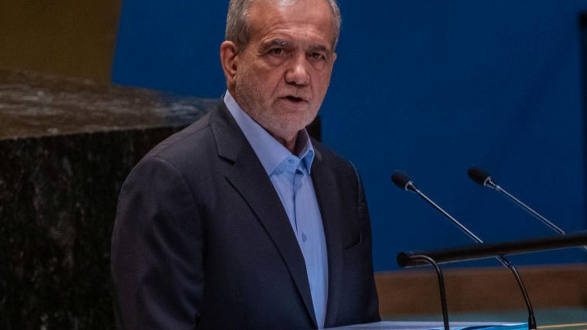 presedintele iranului acuza israelul ca a incercat sa l ucida eram in sedinta au incercat sa bombardeze spune masoud pezeshkian