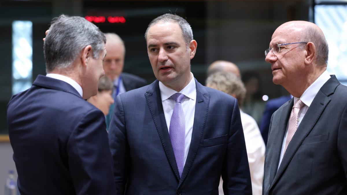 ministrul finantelor a prezentat pachetul de masuri fiscale la ecofin nazare cel mai important pachet din ultimii 15 ani