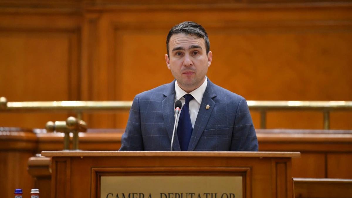 psd ia in calcul sa se abtina la votul pentru motiunea de cenzura depusa de aur