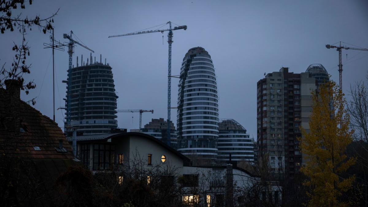 ue aloca peste 2 miliarde de euro pentru reconstructia ucrainei va fi infiintat un fond special pentru investitii private