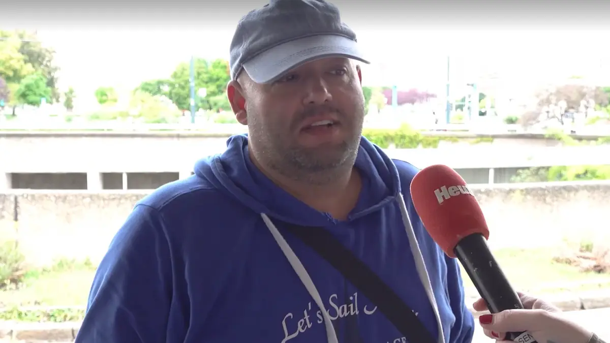un barbat spune ca traieste mai bine dupa ce a renuntat la job ca sa adune reciclabile mananc zilnic la restaurant