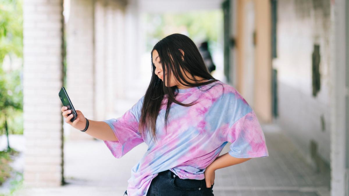 un tata si a ucis fiica de 16 ani pentru ca a refuzat sa si stearga tiktok ul familia ei a incercat apoi sa i insceneze sinuciderea