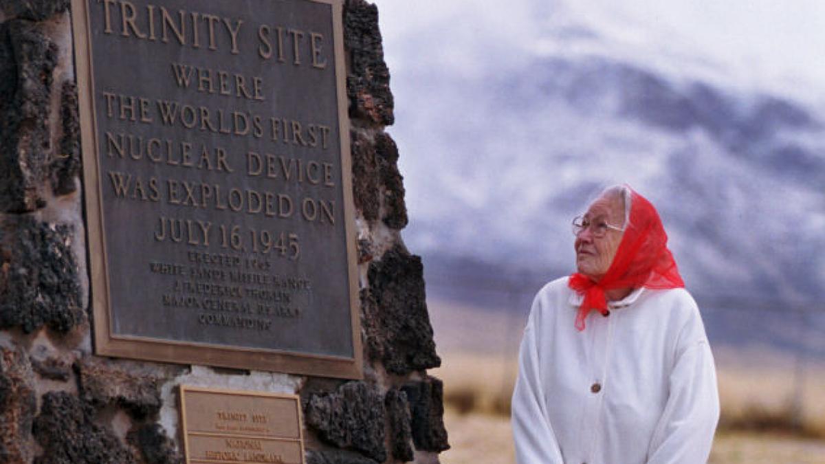 dupa 80 de ani oamenii care locuiesc in zona in care a fost testata bomba atomica a lui oppenheimer vor primi in sfarsit despagubiri