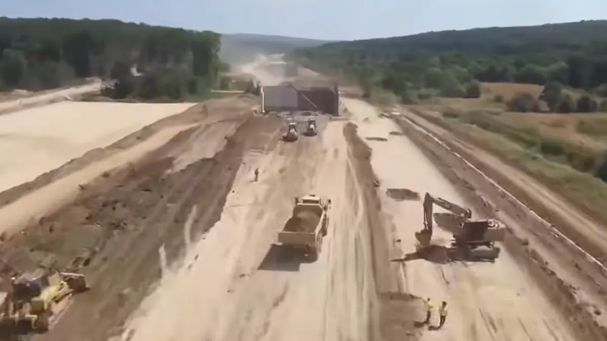 imagini de pe santierul lotului 2 al autostrazii a1 intre marginea si holdea in ce stadiu sunt lucrarile