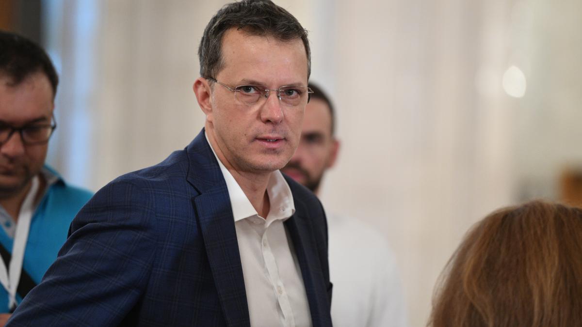 ce spune ministrul mosteanu despre posibilitatea serviciului militar obligatoriu in romania