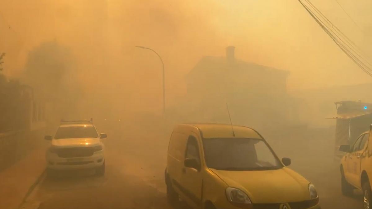 incendii uriase in spania flacarile s au raspandit spre zone rezidentiale nori grosi de fum deasupra madridului