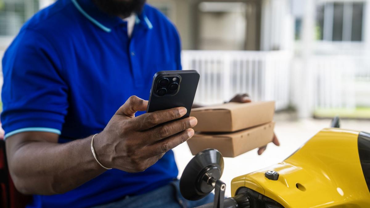 ministrul muncii trebuie asigurate mai intai locurile de munca pentru romani si apoi cele pentru straini