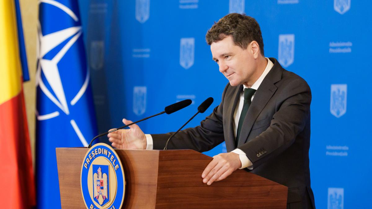 nicusor dan personal imi doresc unirea romaniei cu republica moldova