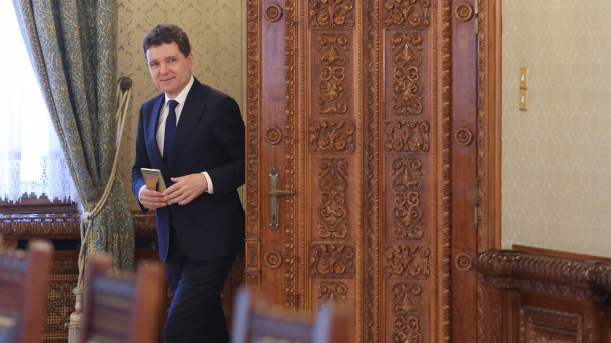 nicusor dan vorbeste despre salariul pe care il are ca presedinte castig mai putin decat atunci cand eram primar al bucurestiului