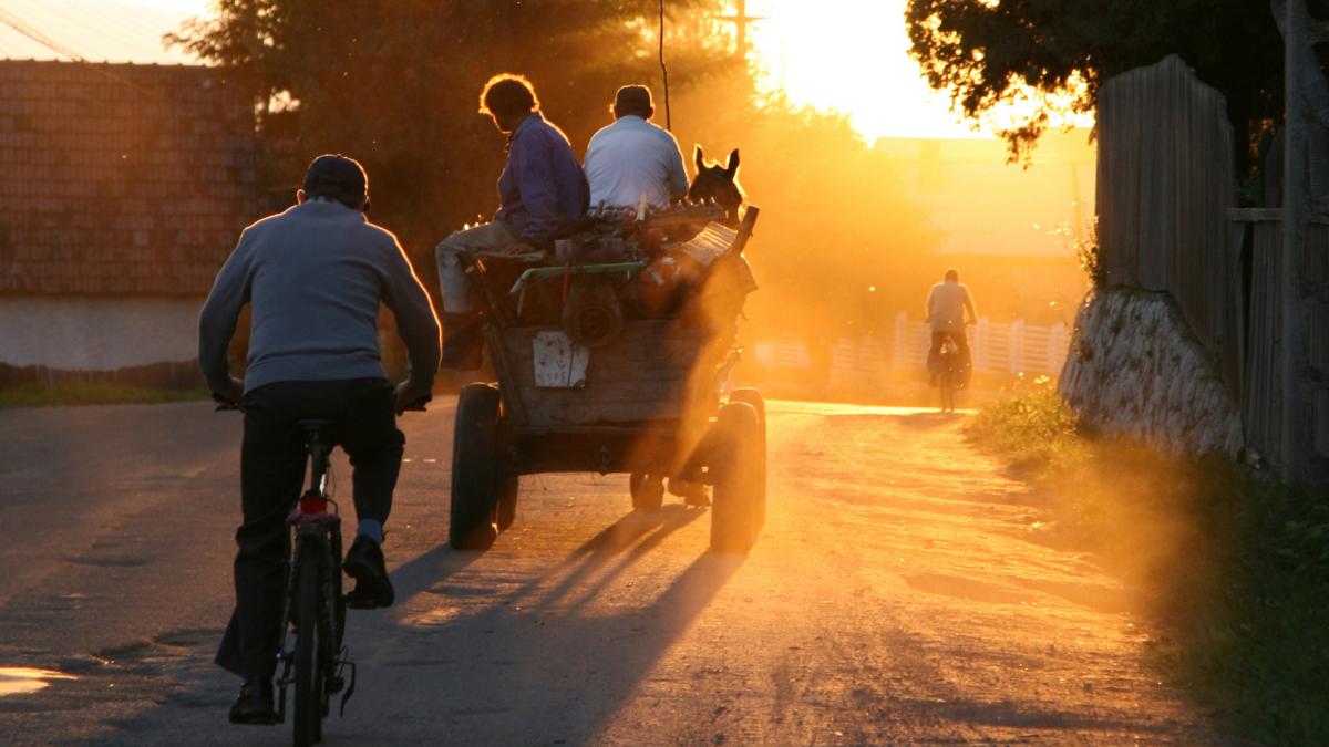 satul unde s au imbolnavit brusc zeci de oameni ministru pe toti ii stie primarul si stie toata comuna ca n aveau nimic acum o luna