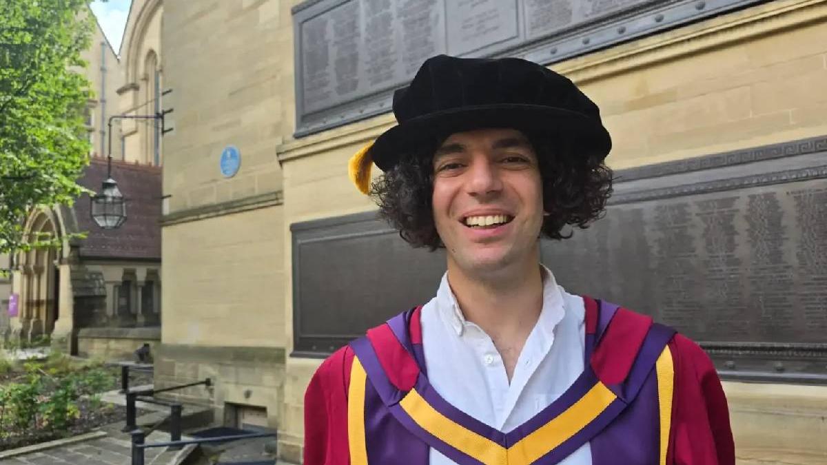 un roman devine doctor in inteligenta artificiala la universitatea manchester