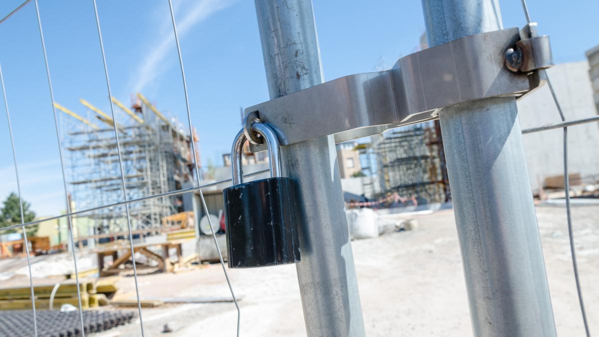 se pune lacatul pe mii de santiere de canalizare gaze si drumuri ce scrie intr o circulara de la ministerul dezvoltarii