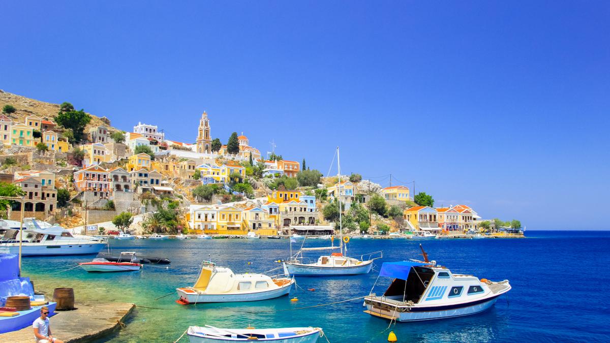 un paradis elen cu nume de nimfa nu va mai fi atat de usor de vizitat insula din grecia vrea sa ia o masura in premiera