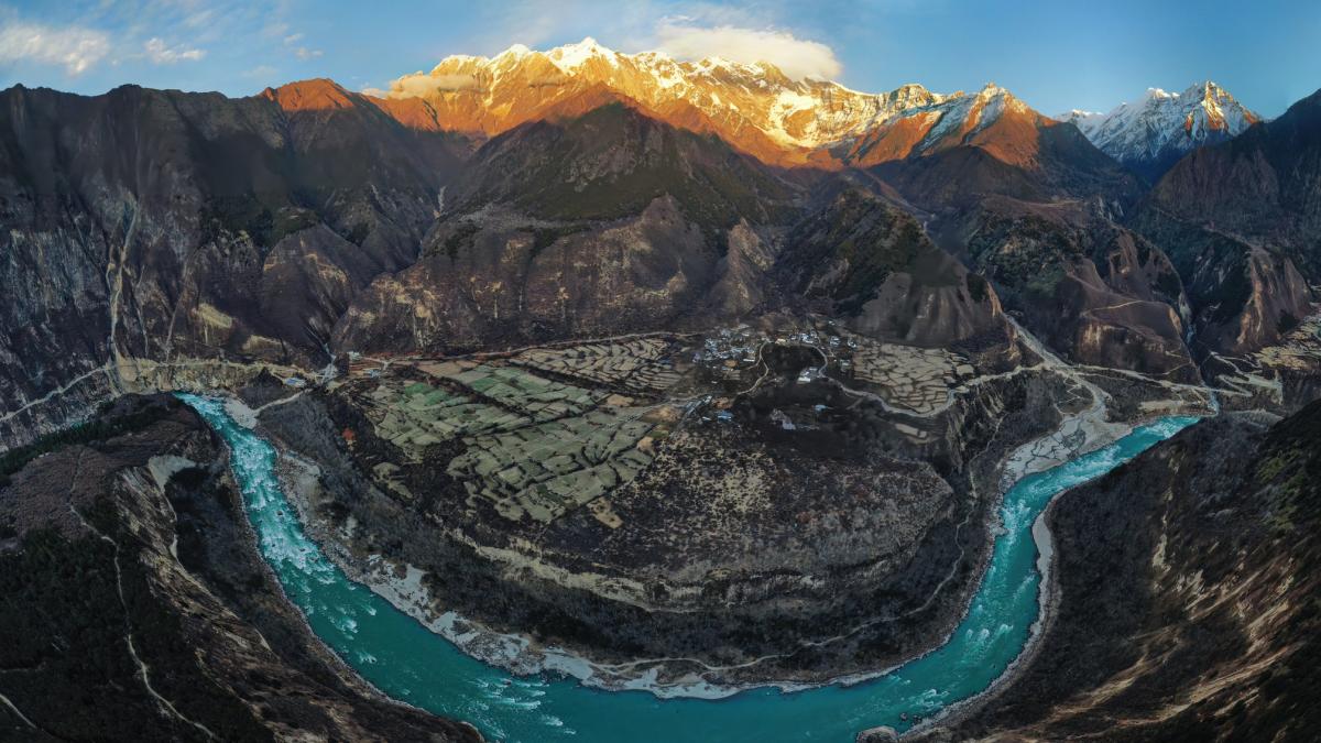 china incepe constructia celui mai mare baraj hidroenergetic din lume in tibet proiectului secolului sperie india