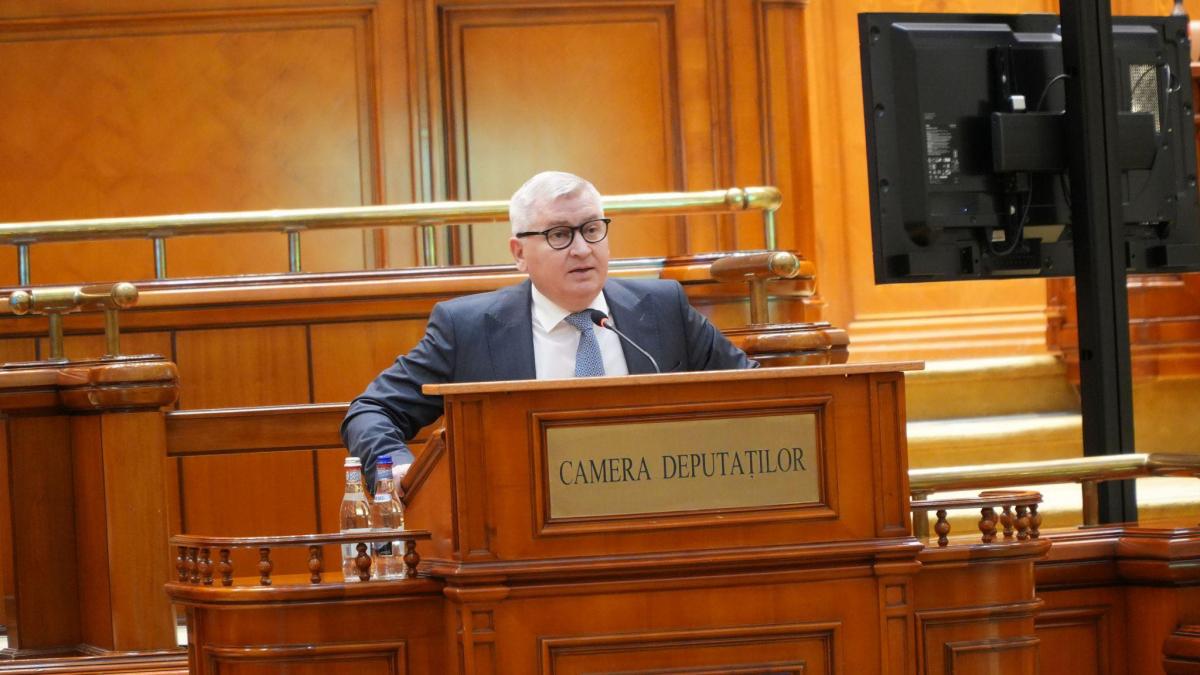 florin roman il ataca pe ilie bolojan stoparea investitiilor nu are nimic de a face cu adevaratul liberalism