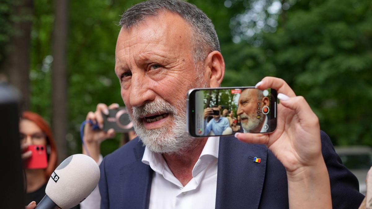 psd ul ameninta cu iesirea de la guvernare din cauza noului pachet de masuri fiscale stanescu cerem de urgenta o sedinta a coalitiei