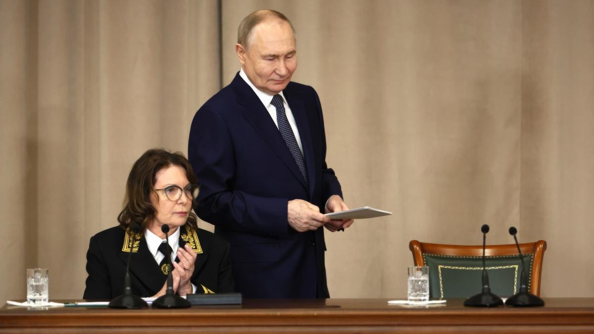 a murit presedinta curtii supreme din rusia irina podnosova avea 71 de ani