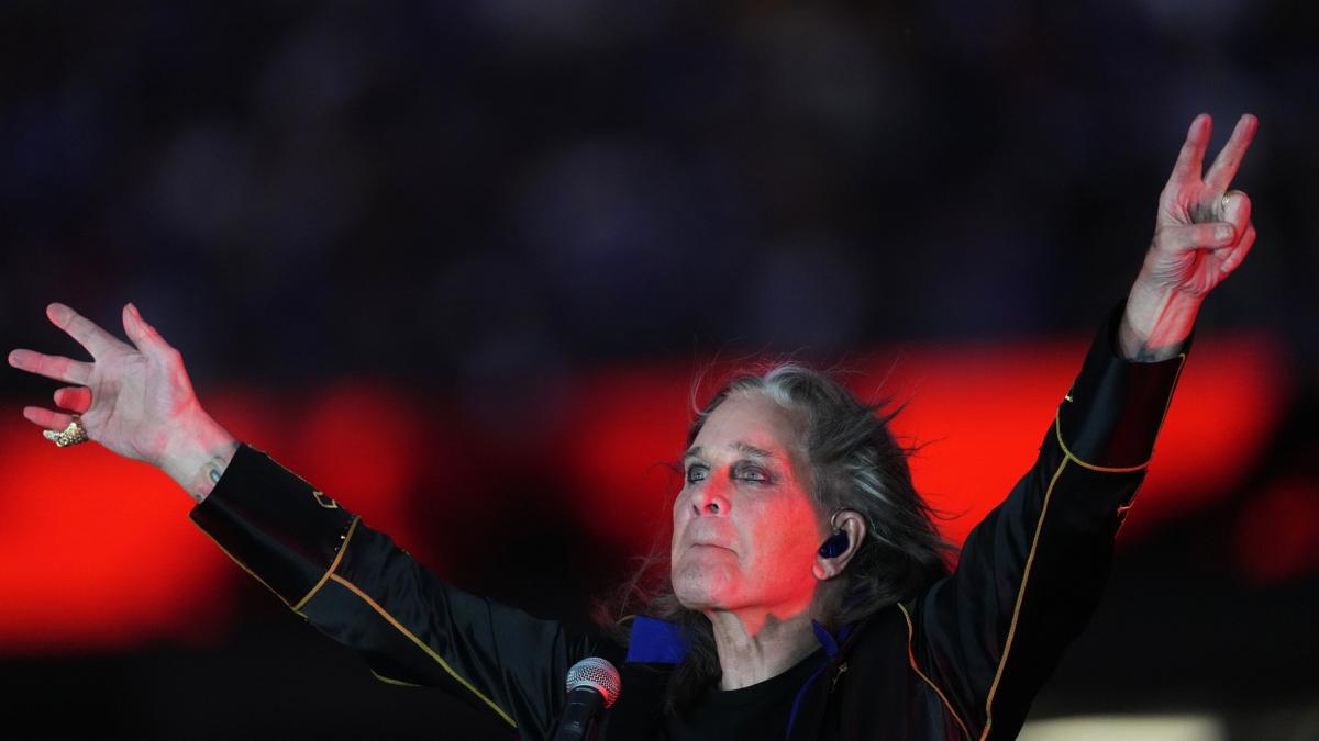 legendarul ozzy osbourne a murit