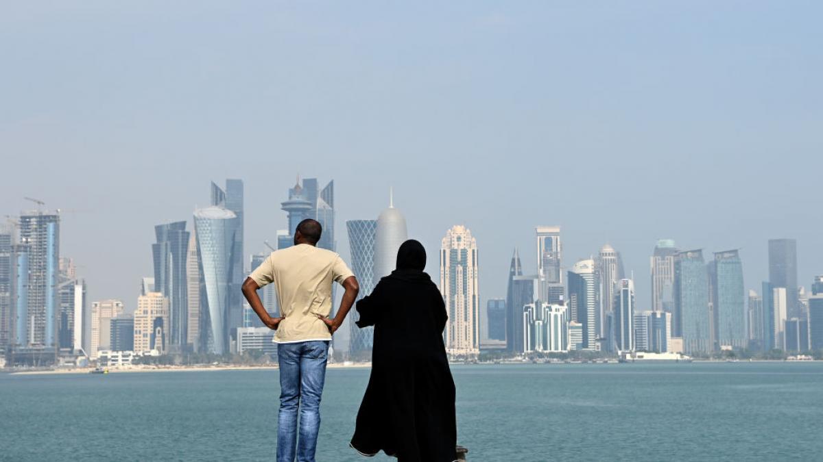 romania se promoveaza turistic in qatar cu clipuri realizate de charlie ottley