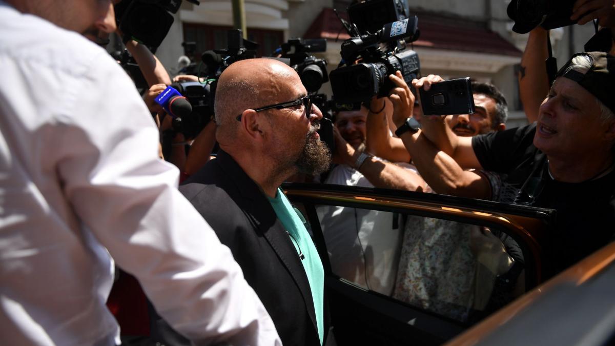 stenograme din dosarul lui cristian popescu piedone spune la receptie sa mi pregateasca trei camere pe un etaj tipla sa fie tot