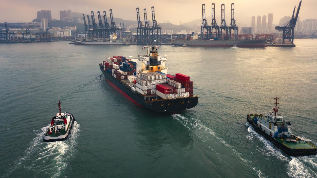 ue ar putea interzice importurile din china daca beijingul nu echilibreaza relatia comerciala cu blocul comunitar