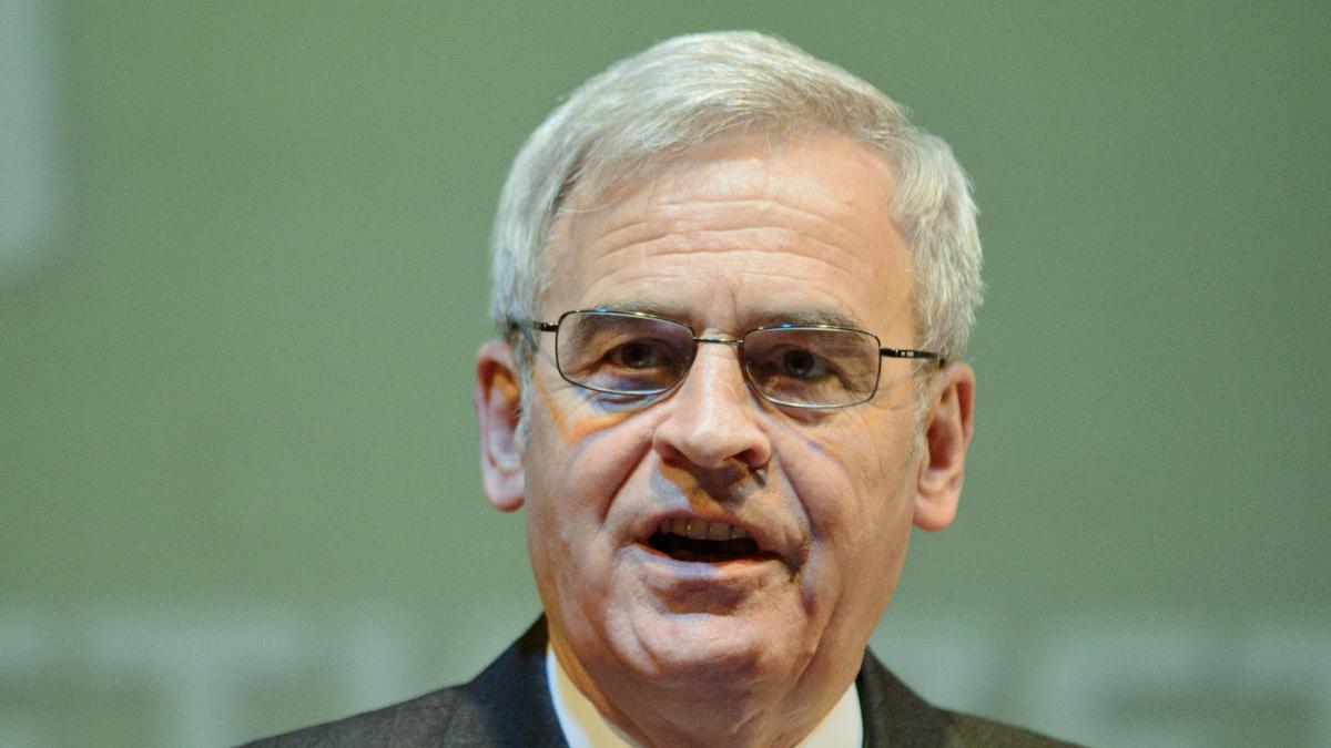 declaratii provocatoare la tusnad laszlo tokes transilvania sa ramana sub stapanire romaneasca dar sa fie sub autonomie maghiara