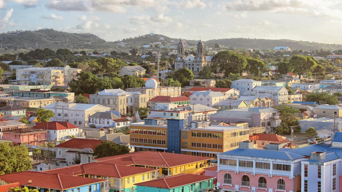 cinci tari din caraibe ofera si cetatenie pentru cei care cumpara o casa acolo pasaportul garanteaza acces in peste 150 de tari