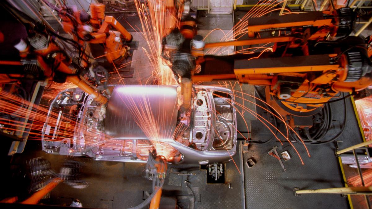 cum va fi afectata romania de tarifele americane de 15 pentru importurile din ue sunt sectoare care vor suferi direct