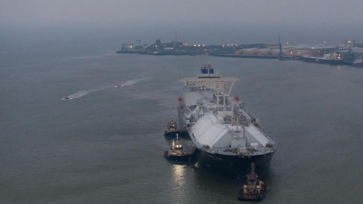 acordul sua ue europa confirma ca s a obligat sa cumpere din sua de 750 de miliarde de dolari trump s a angajat sa taxeze ue cu 15