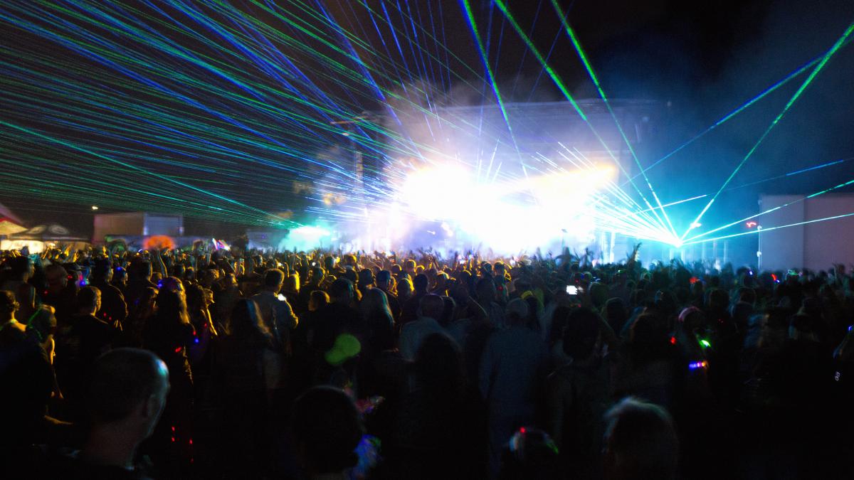 ministrul finantelor pune stop petrecerilor pe bani publici nu ne mai permitem festivaluri si serbari campenesti