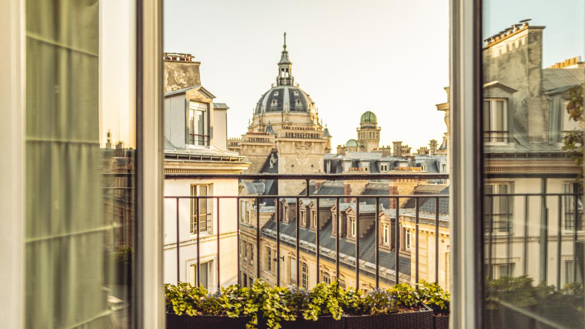 apartamente de vis de vanzare in paris la preturi de chilipir exista insa o conditie cineva trebuie sa moara