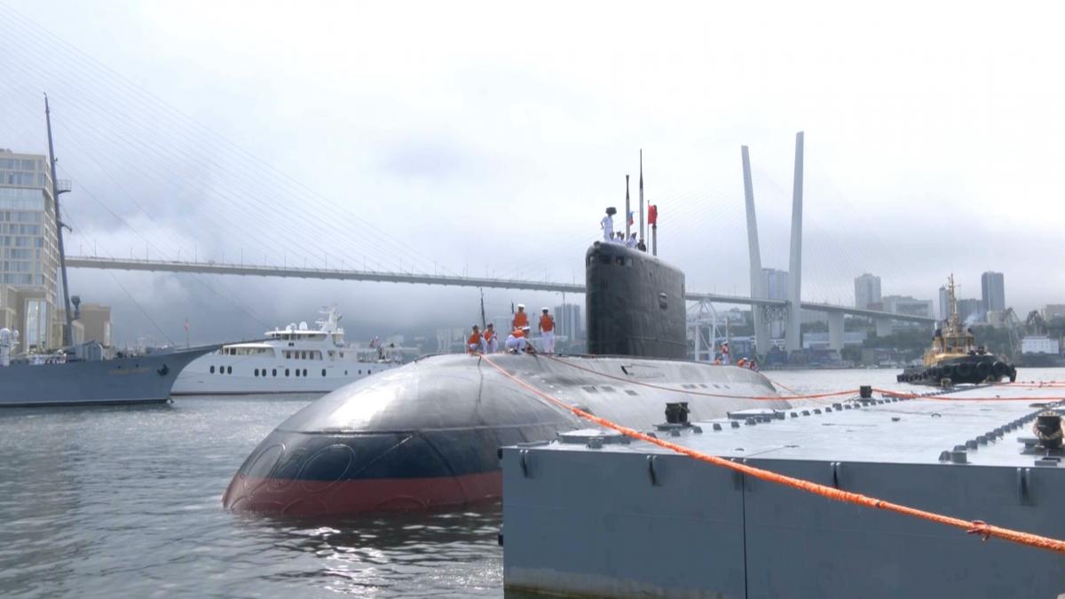 dupa ce trump a adus submarine nucleare mai aproape de teritoriul rus rusia si china au inceput sa faca exercitii in marea japoniei