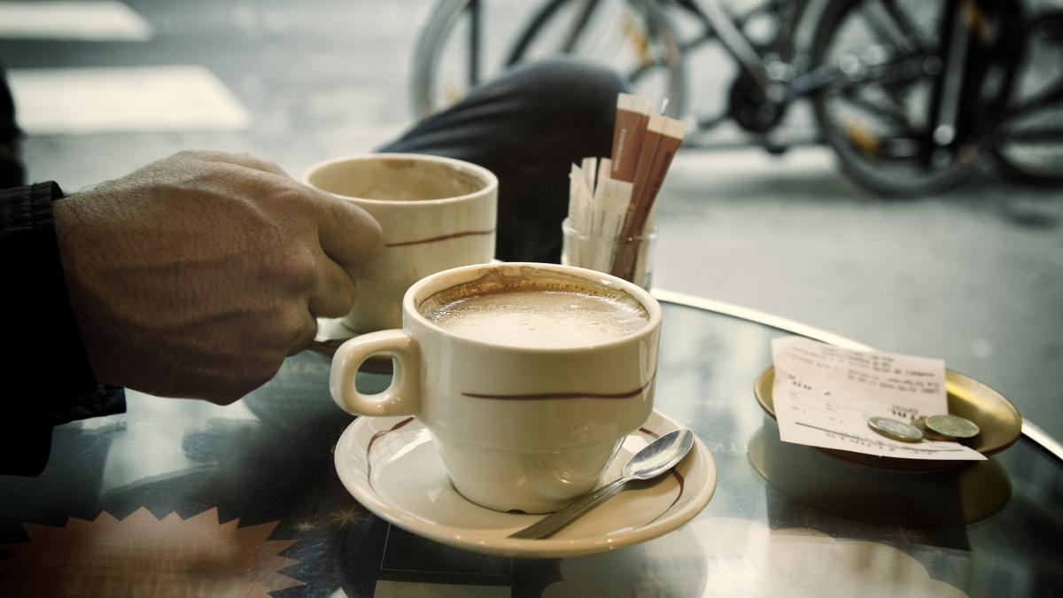 micile placeri devin un lux restaurantele se tem de faliment clientii de preturi cat costa o cafea si cu cat se va mai scumpi