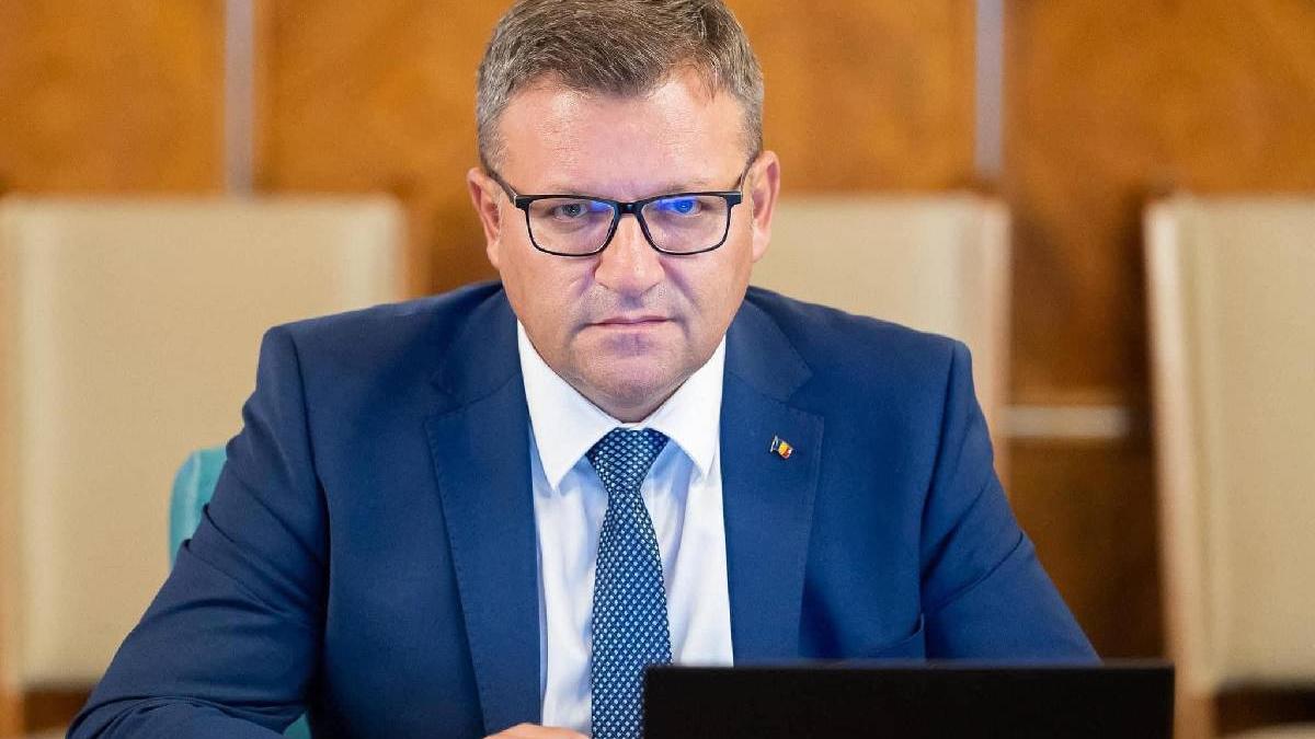 marius budai cere guvernului exceptarea gravidelor de la plata cass taxele fara cap nasc aberatii