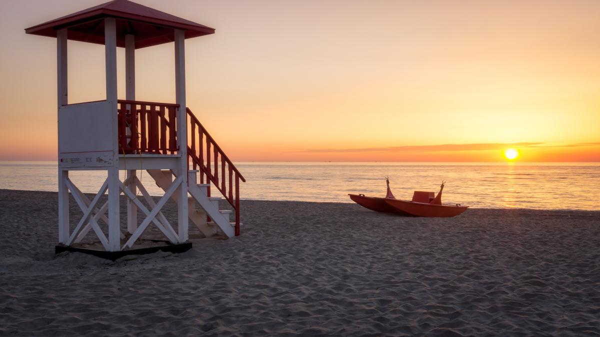 salvamari amendati in italia pentru ca s au dus la bar in timp ce marea era agitata