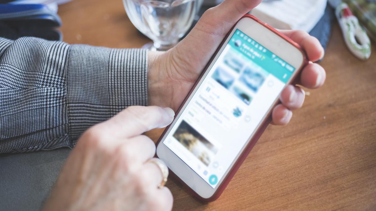 whatsapp a sters peste 6 8 milioane de conturi ce nereguli grave a descoperit meta