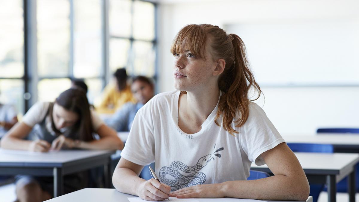 bacalaureat 2025 sesiunea a doua examenul continua cu evaluarea competentelor lingvistice intr o limba de circulatie internationala