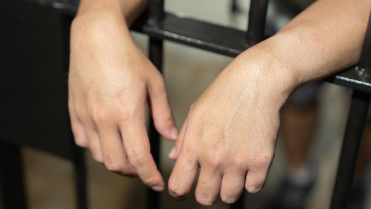 detalii socante in cazul femeii ucise de fostul iubit in arad a tarat o cu masina 1 5 km la 100 km h