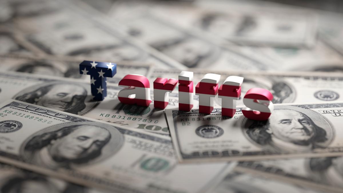 suma uriasa pe care sua se asteapta sa o castige de pe urma razboiului tarifar global tarifele impuse chinei ar putea fi amanate iar