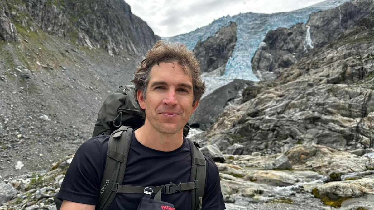 un jurnalist american dat disparut in timpul unei drumetii in norvegia gasit dupa o saptamana de cautari a fost foarte norocos