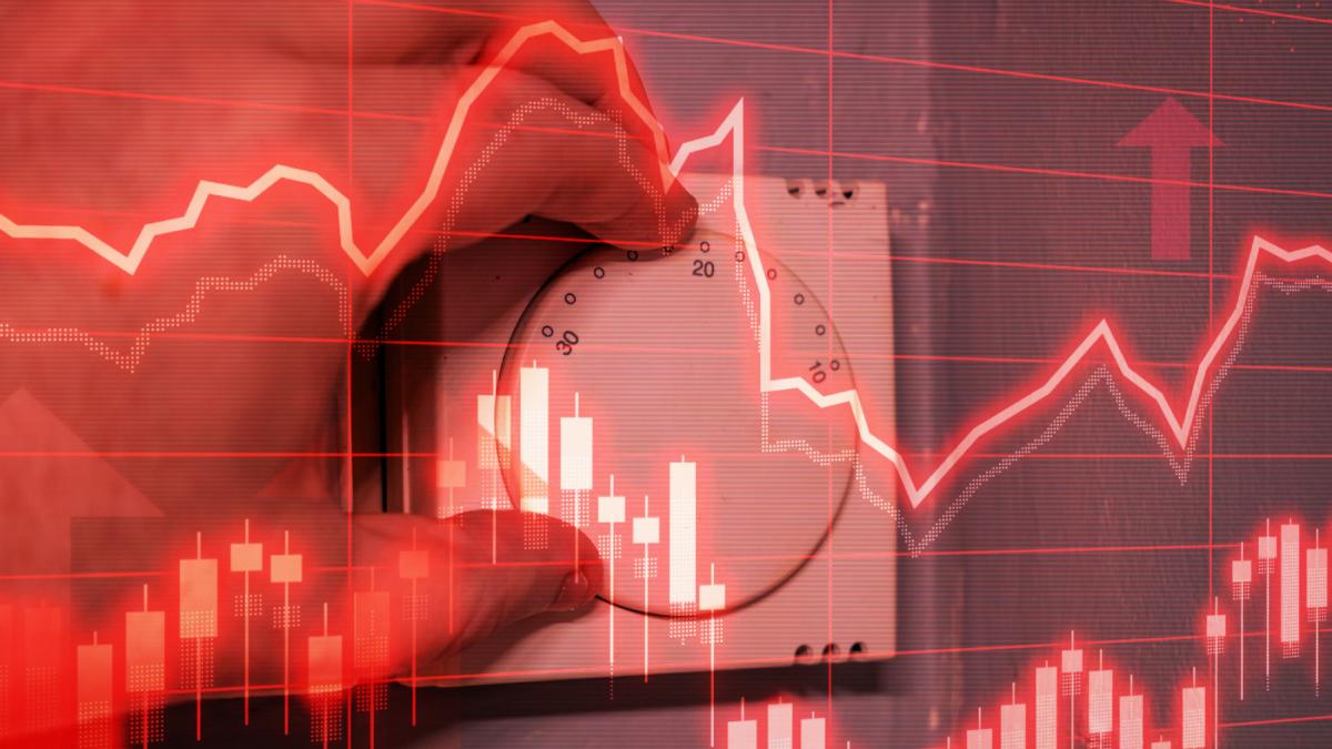 bnr anticipeaza un salt amplu al inflatiei cauzat de eliminarea plafonarii la energie si majorarea tva previziunile bancii nationale