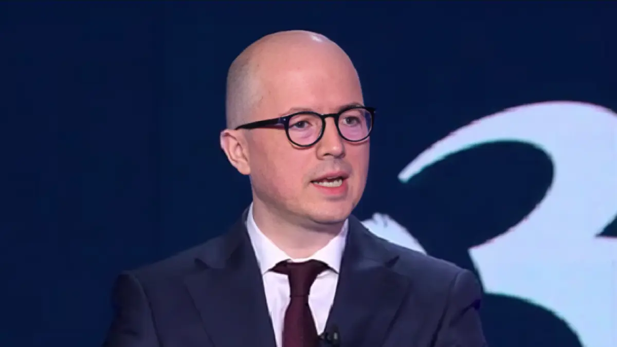 europarlamentarul andi cristea ai ofera beneficii exponential de mari celor care o inteleg nu trebuie sa ramanem in trecut