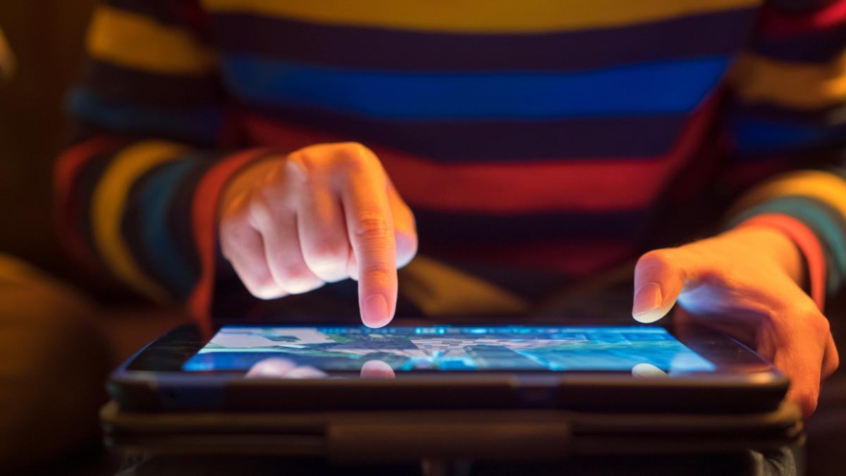 europarlamentarul andi cristea despre pericolele tehnologiei la care se expun copiii fiecare parinte trebuie sa fie responsabil