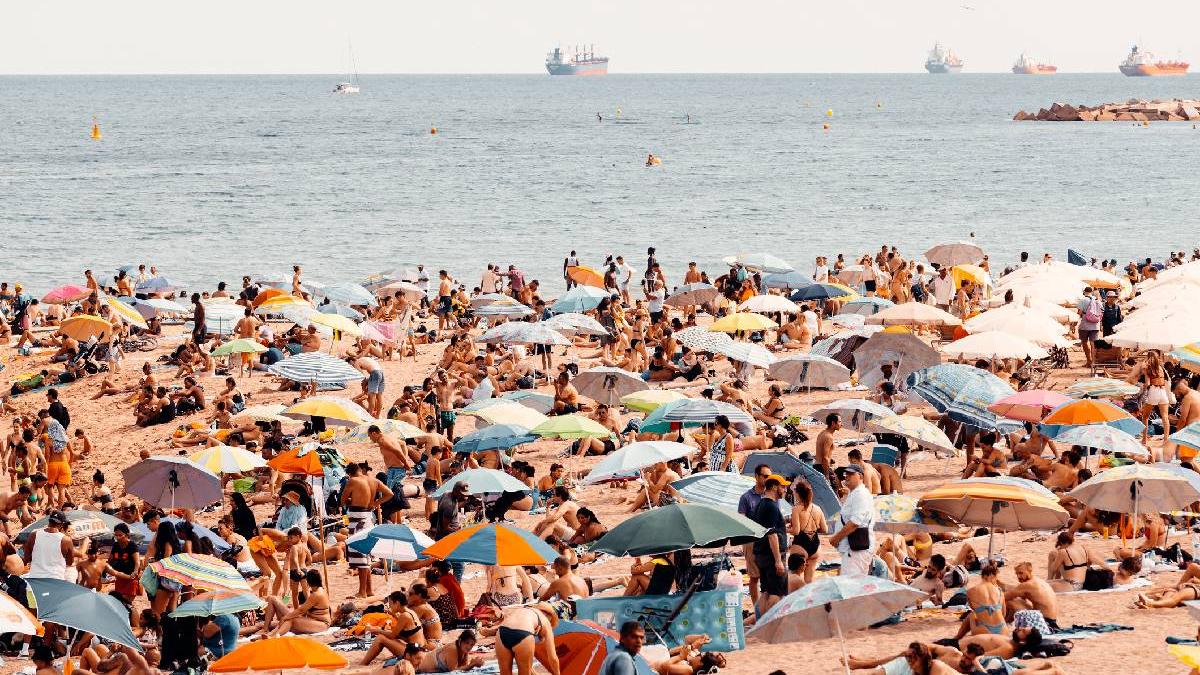 europa pierde lupta cu supraaglomerarea raportul care desfiinteaza mitul plajelor de vis