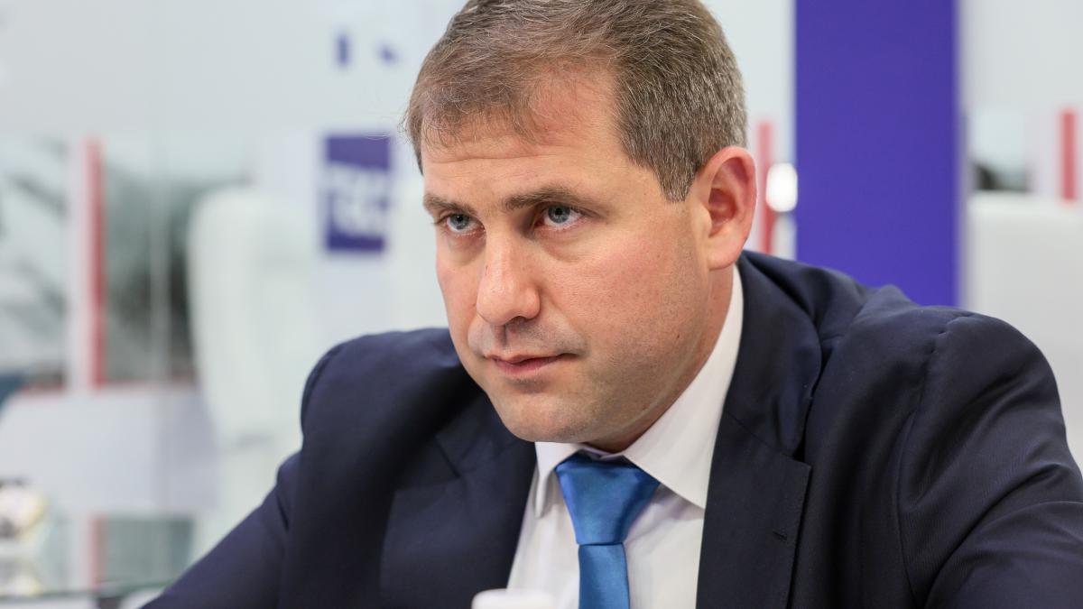 ilan sor incearca sa cumpere protestatari in chisinau promite salariu de 3 000 de dolari pentru fiecare om care iese in strada